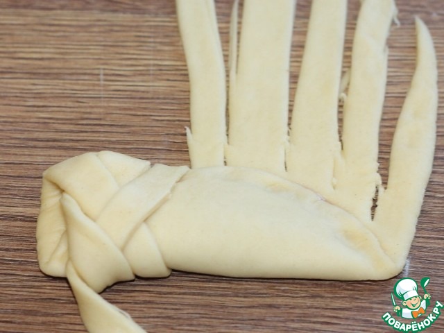 Плетеные булочки на молоке с начинкой