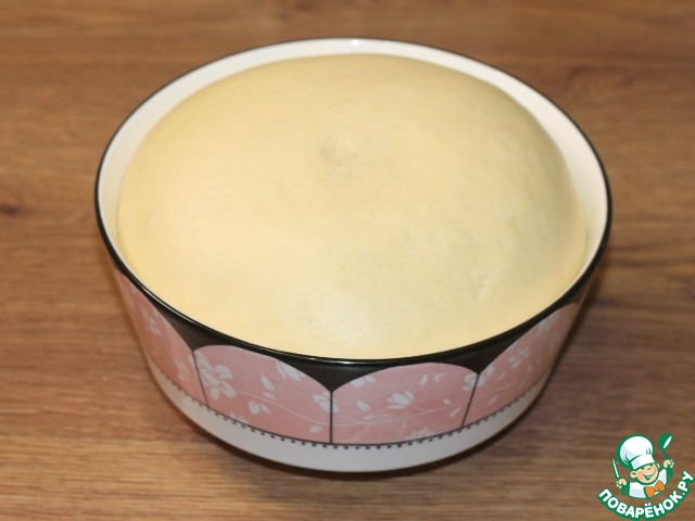 Плетеные булочки на молоке с начинкой
