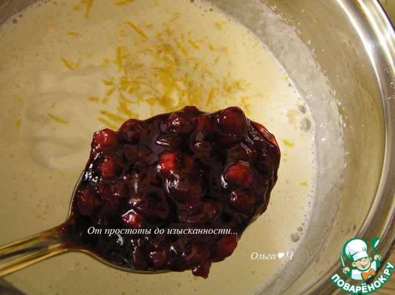 Пончики с брусникой