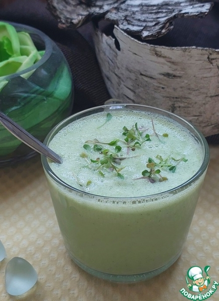Смузи из стеблей листовой зелени