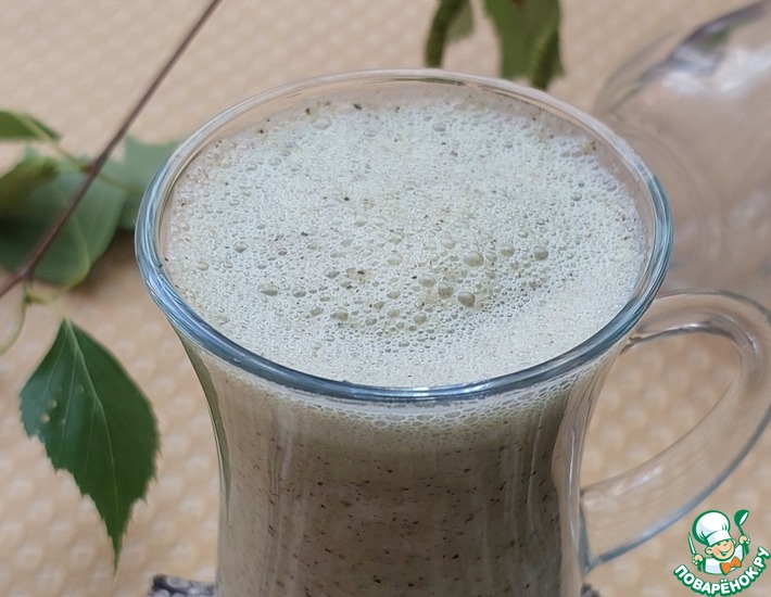 Смузи с кабачком, огурцом, мятой, коноплей