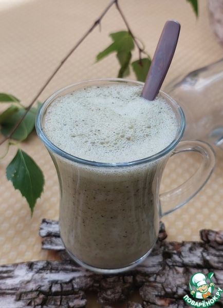 Смузи с кабачком, огурцом, мятой, коноплей