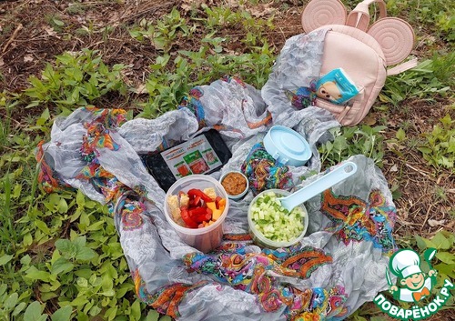 Соус-барбекю с колбасками "Пикник интроверта"