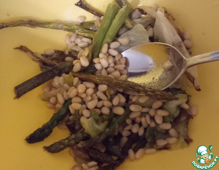 Спаржа, фисташки и лайм на гриле