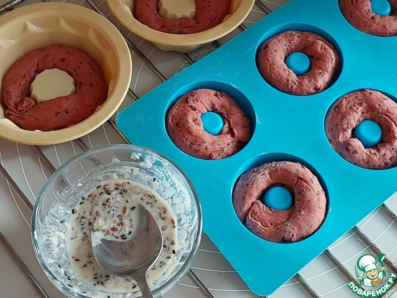 Свекольные бублики с семечками