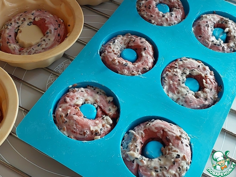 Свекольные бублики с семечками