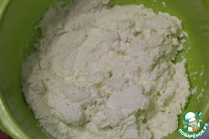 Творожная пасха с клубничным соусом