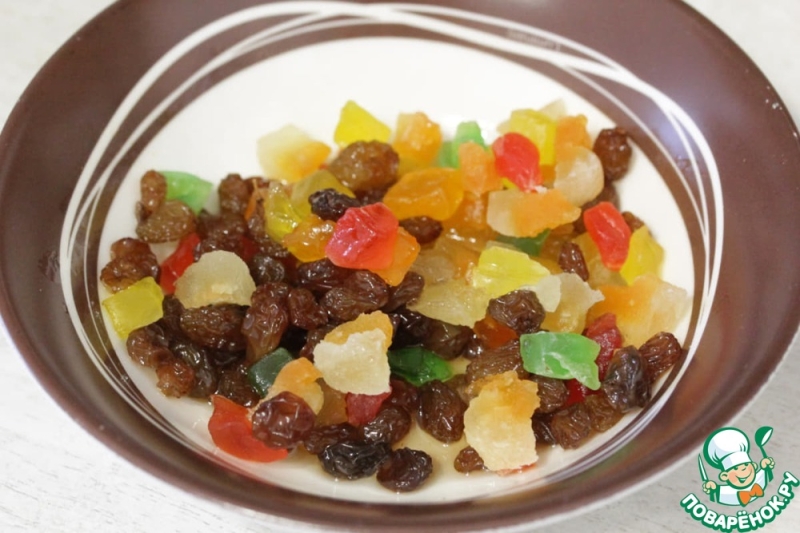 Творожная пасха с клубничным соусом