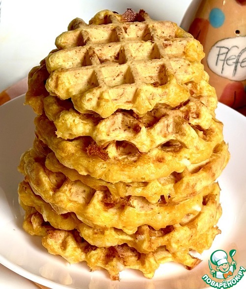 Тыквенные вафли с сыром фета