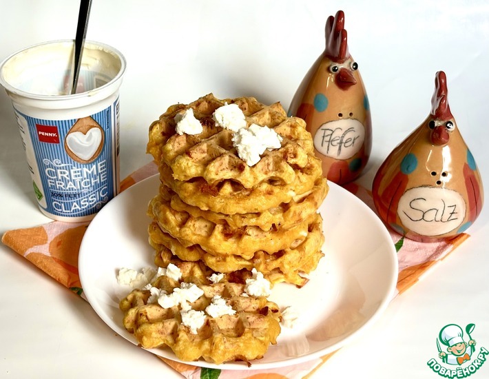 Тыквенные вафли с сыром фета