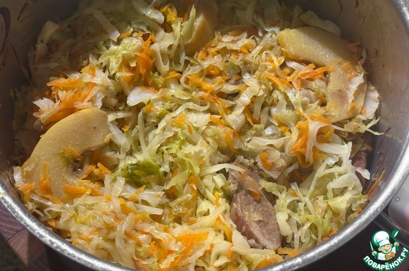 Утиная грудка в капусте