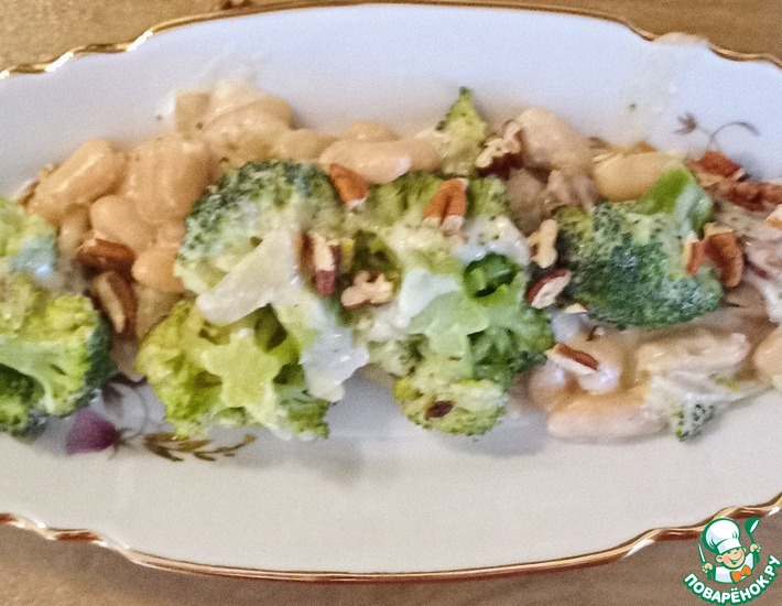 Запеканка с брокколи, фасолью, грецкими орехами